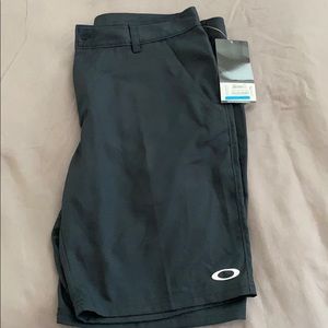 Oakley Mens golf shorts